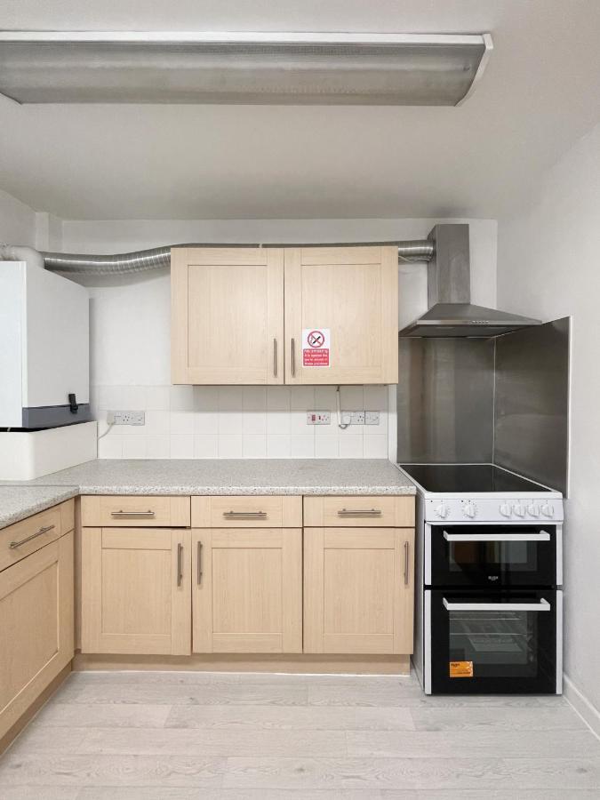 Апартаменти Bright, Warm & Cozy House In Harpurhey Манчестер Екстер'єр фото